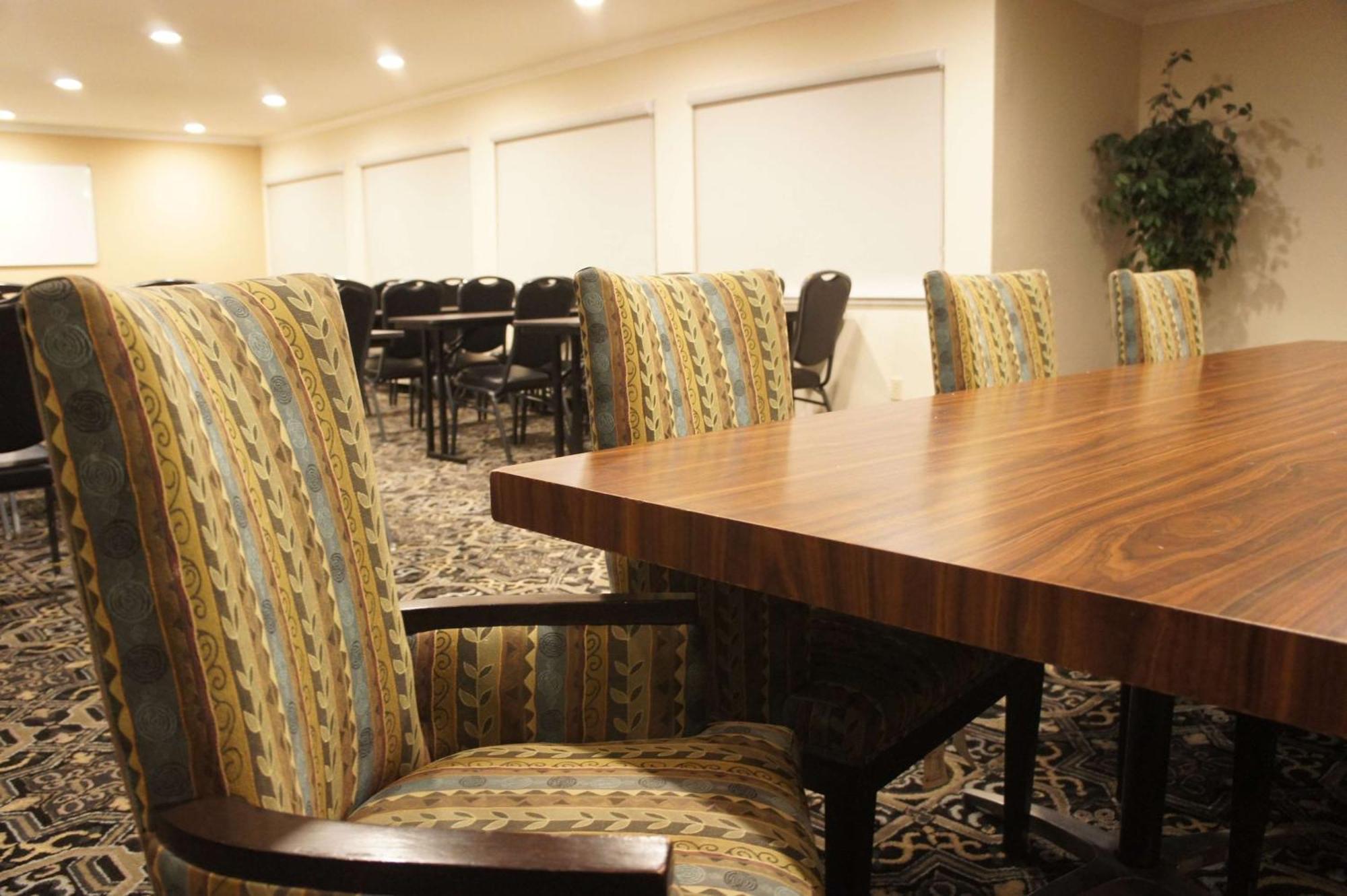Best Western Plus Inn Of Hayward Luaran gambar