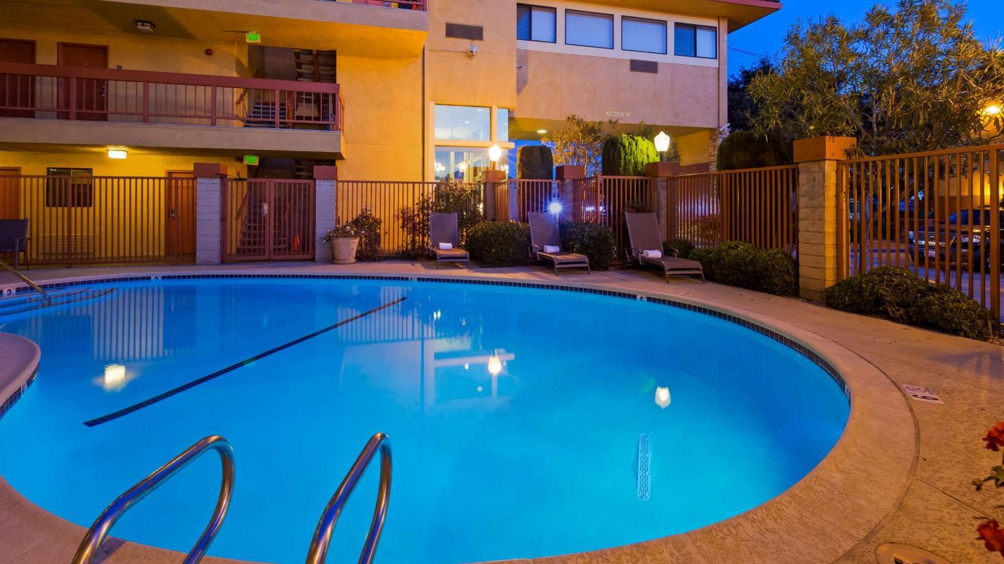 Best Western Plus Inn Of Hayward Luaran gambar